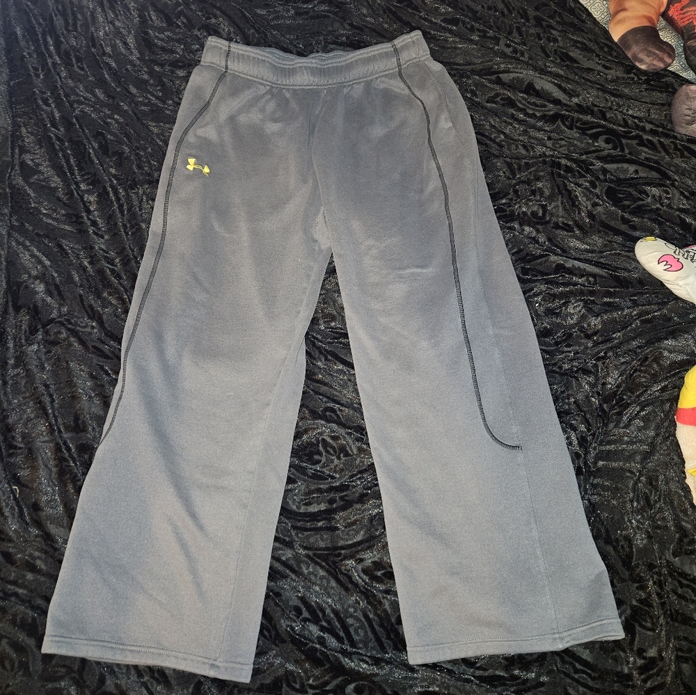 Men's lg under Armour sweat pants
